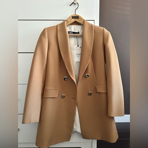 Zara Double Breasted Buttoned Frock
Blazer Coat - Picture 6 of 6